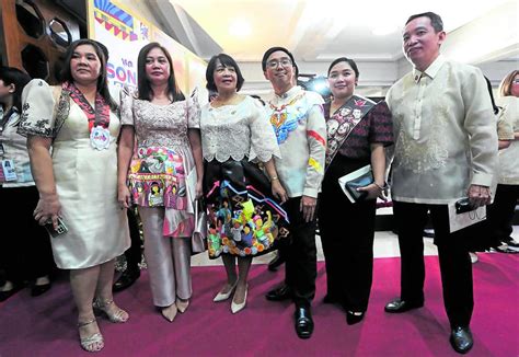 Makabayan unveils 10.